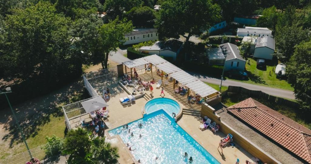 Camping Lou Broustaricq Sanguinet Bagian luar foto